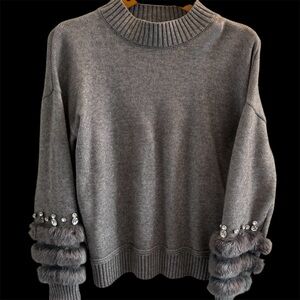 Cliche Gray Sweater with Fur and Rhinestone Details Size small